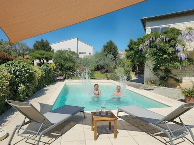 Vente Maison 7 pièces 185 m2 Villeneuve les avignon