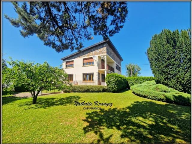 Vente Maison 7 pièces 186 m2 Attigny