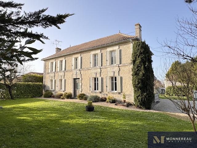 Vente Maison 7 pièces 187 m2 Montmérac