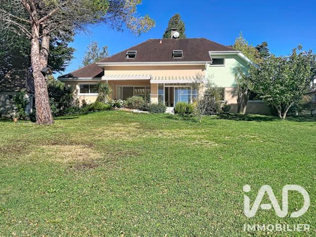 Vente Maison 7 pièces 187 m2 Orthez