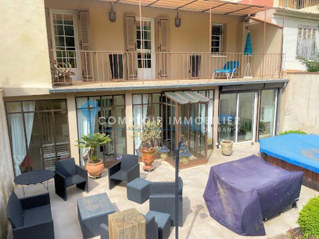 Vente Maison 7 pièces 187 m2 Apt