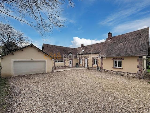 Vente Maison 7 pièces 187 m2 Bourg Achard