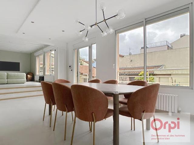 Vente Maison 7 pièces 187.43 m2 Issy les Moulineaux