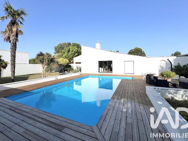 Vente Maison 7 pièces 188 m2 Aytre