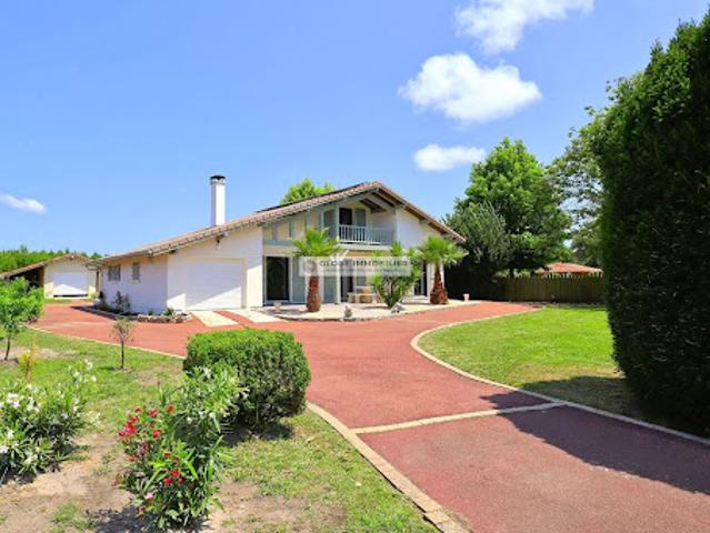 Vente Maison 7 pièces 188 m2 Azur