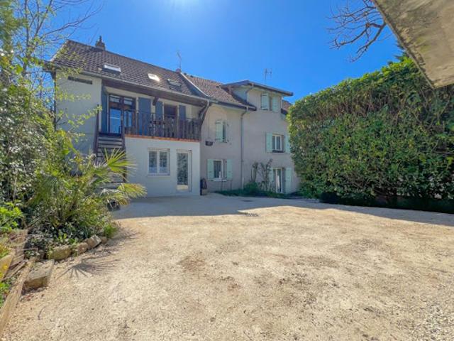 Vente Maison 7 pièces 188 m2 Annecy le Vieux