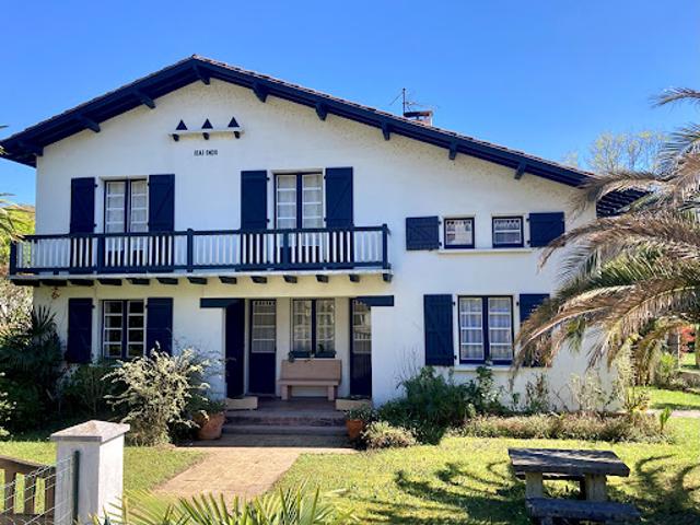 Vente Maison 7 pièces 158 m2 Ascain