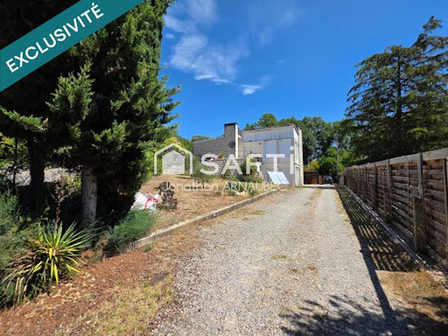 Vente Maison 7 pièces 189 m2 Château Arnoux Saint Auban