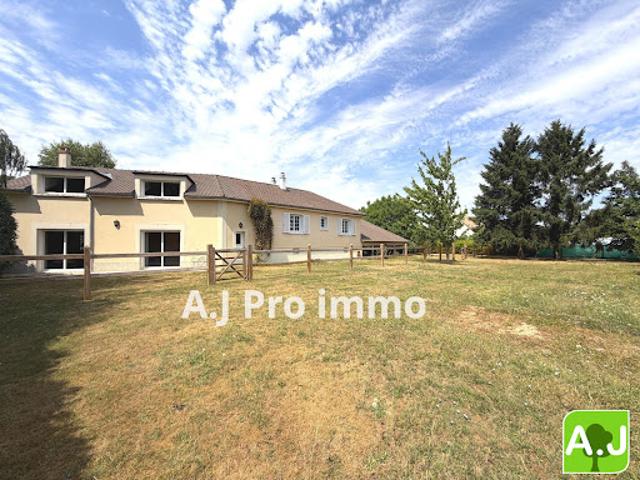 Vente Maison 7 pièces 200 m2 Houdan