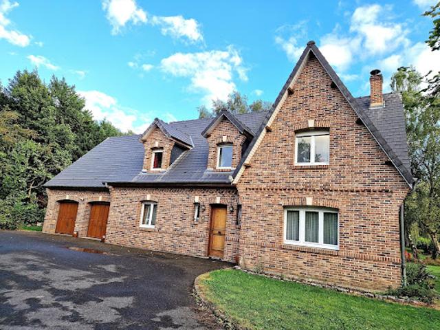 Vente Maison 7 pièces 180 m2 Authieule