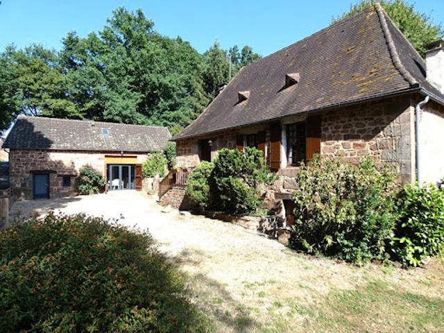 Vente Maison 7 pièces 180 m2 Boisseuilh