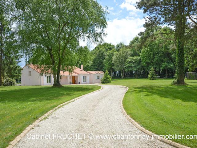 Vente Maison 7 pièces 180 m2 Bournezeau