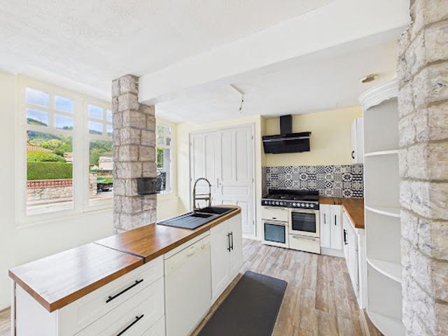 Vente Maison 7 pièces 180 m2 Le Cheylard