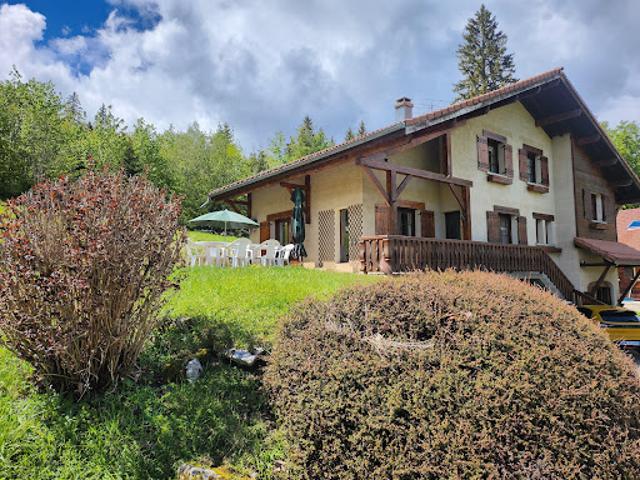 Vente Maison 7 pièces 180 m2 Prémanon