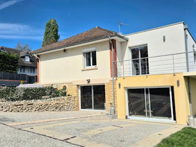 Vente Maison 7 pièces 180 m2 Saint Arnoult