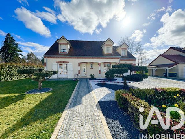 Vente Maison 7 pièces 180 m2 Sandillon