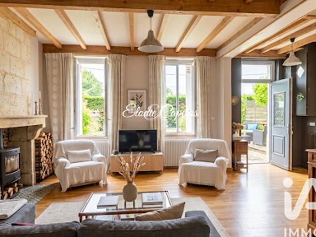Vente Maison 7 pièces 180 m2 Saucats