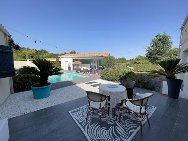 Vente Maison 7 pièces 180 m2 Talmont Saint Hilaire