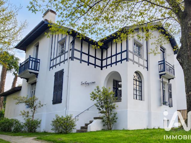 Vente Maison 7 pièces 181 m2 Pau