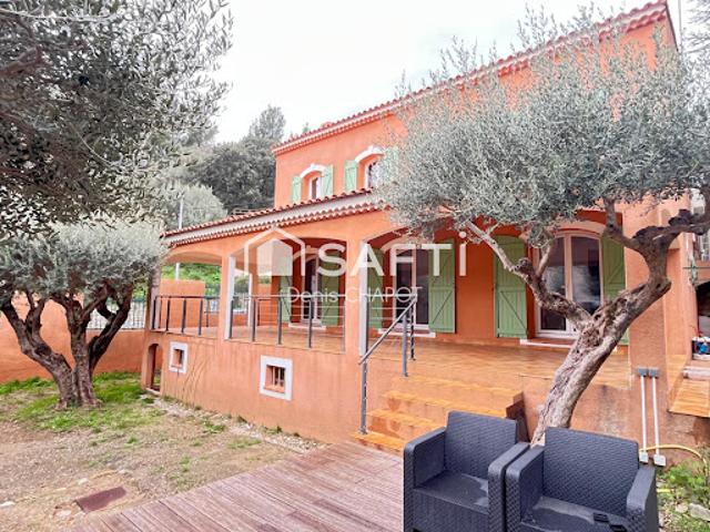Vente Maison 7 pièces 182 m2 Le Revest les Eaux