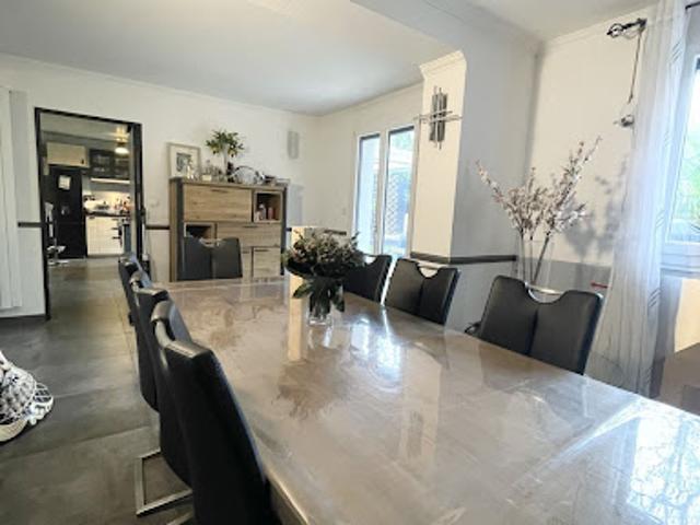 Vente Maison 7 pièces 182 m2 Saint Germain lès Corbeil
