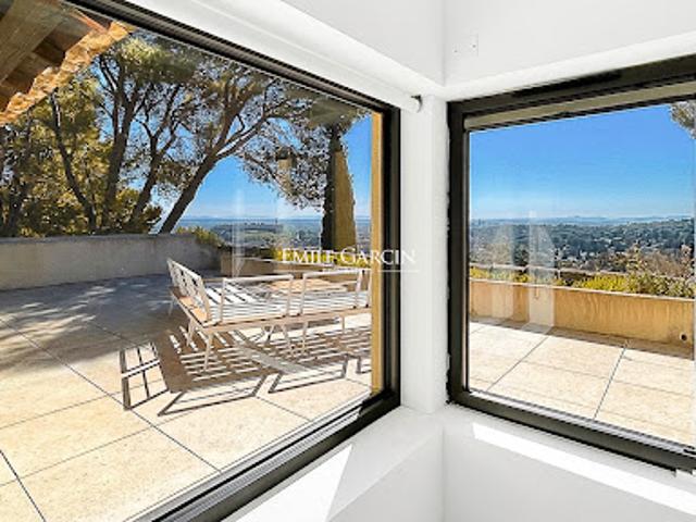 Vente Maison 7 pièces 182 m2 Villeneuve les avignon