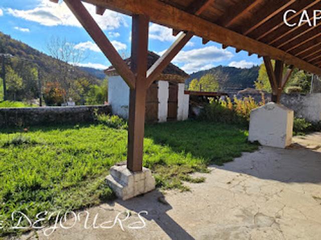 Vente Maison 7 pièces 183 m2 Beauvène