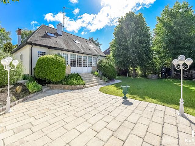 Vente Maison 7 pièces 183 m2 Frépillon