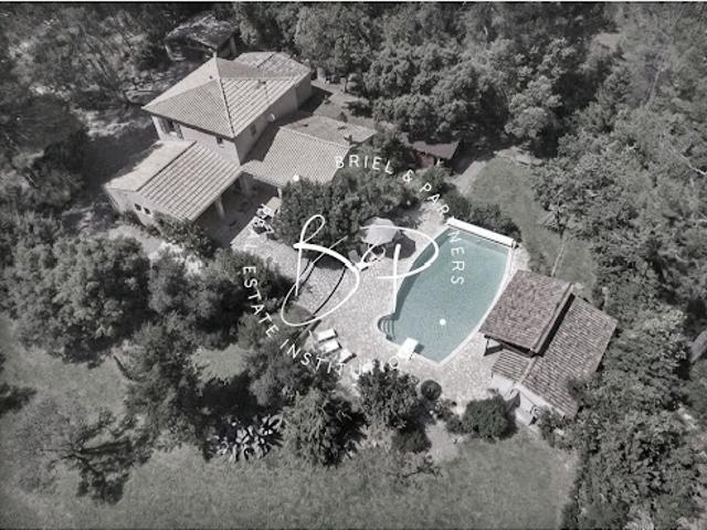 Vente Maison 7 pièces 183 m2 Lorgues