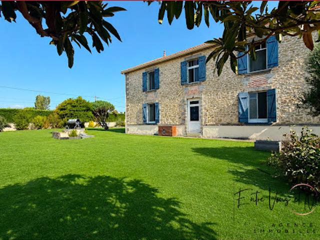 Vente Maison 7 pièces 195 m2 Pondaurat