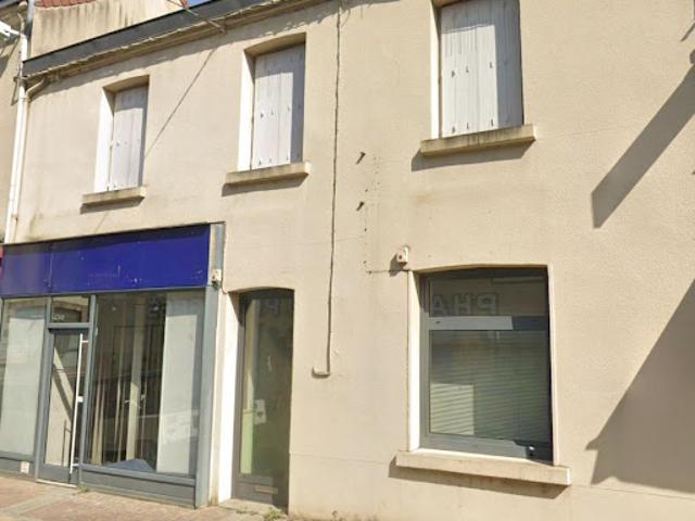 Vente Maison 7 pièces 195 m2 Saint Yrieix la Perche