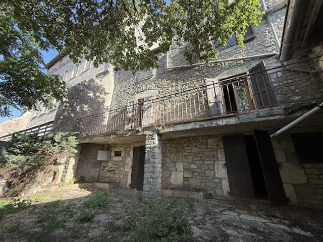 Vente Maison 7 pièces 195 m2 Sévérac le Château