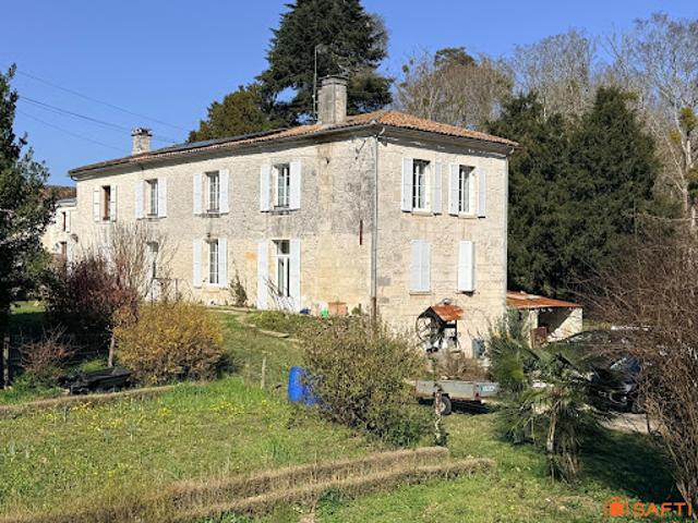 Vente Maison 7 pièces 197 m2 Chaniers
