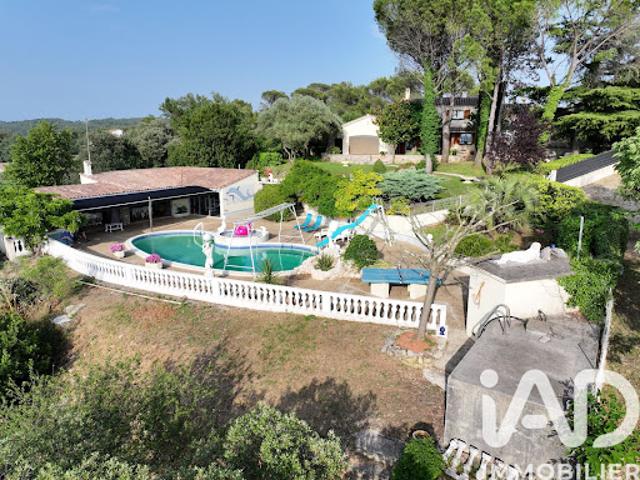 Vente Maison 7 pièces 197 m2 Saint Privat des Vieux