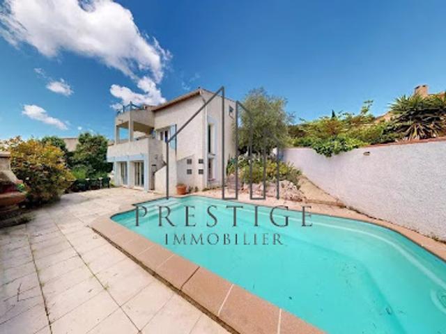 Vente Maison 7 pièces 197.33 m2 Carnoux en Provence