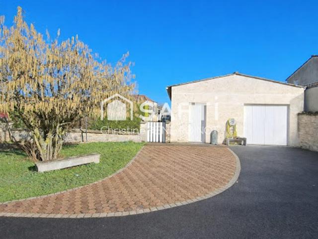 Vente Maison 7 pièces 198 m2 Prahecq