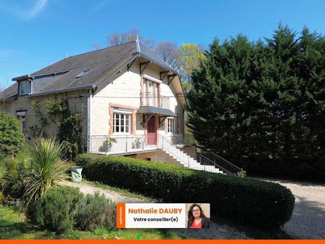Vente Maison 7 pièces 199 m2 Ruffec
