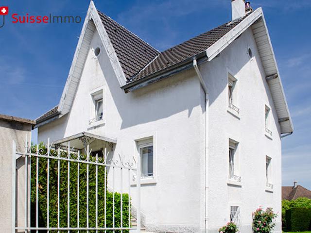 Vente Maison 7 pièces 190 m2 Mandeure