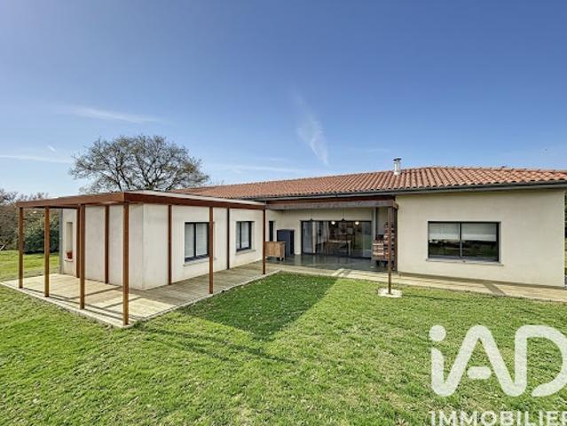 Vente Maison 7 pièces 190 m2 Mirande
