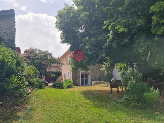 Vente Maison 7 pièces 190 m2 Monléon Magnoac