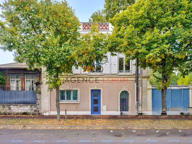 Vente Maison 7 pièces 190 m2 Chatou