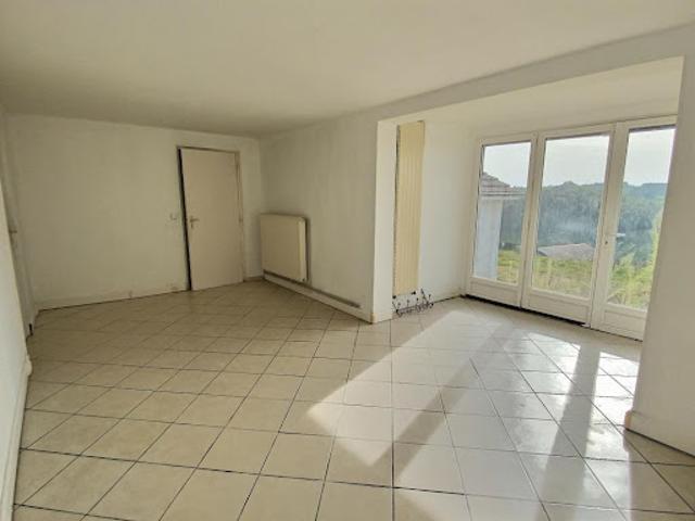 Vente Maison 7 pièces 190 m2 Saint Romain sous Gourdon