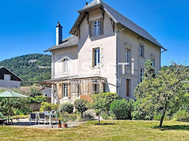 Vente Maison 7 pièces 191 m2 Saint Amé
