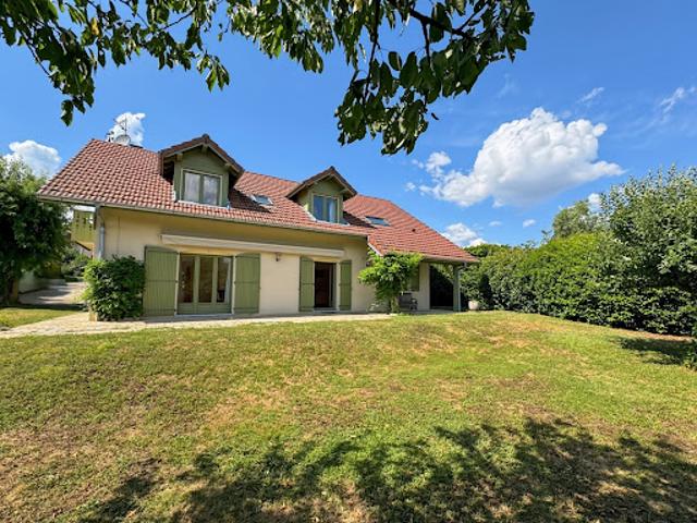 Vente Maison 7 pièces 192 m2 Cessy