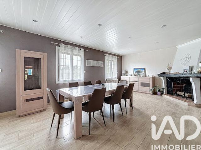 Vente Maison 7 pièces 192 m2 Lusigny
