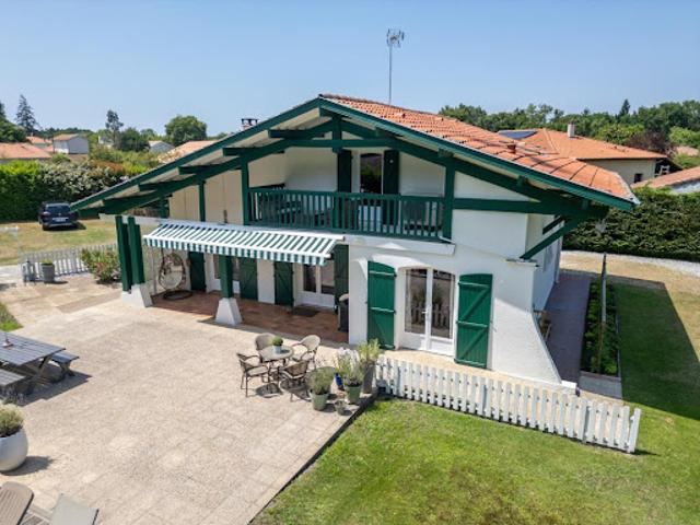 Vente Maison 7 pièces 192 m2 Labouheyre