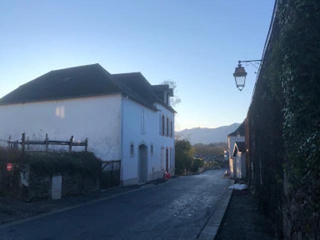 Vente Maison 7 pièces 193 m2 Oloron Sainte Marie