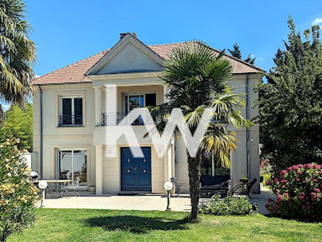 Vente Maison 7 pièces 193 m2 Saint Gratien