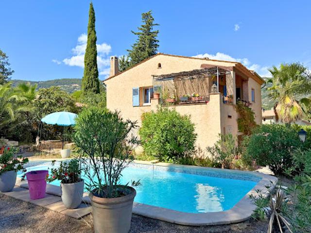 Vente Maison 7 pièces 204 m2 Peymeinade