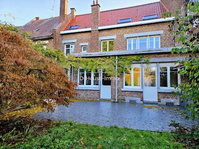 Vente Maison 7 pièces 204 m2 Somain